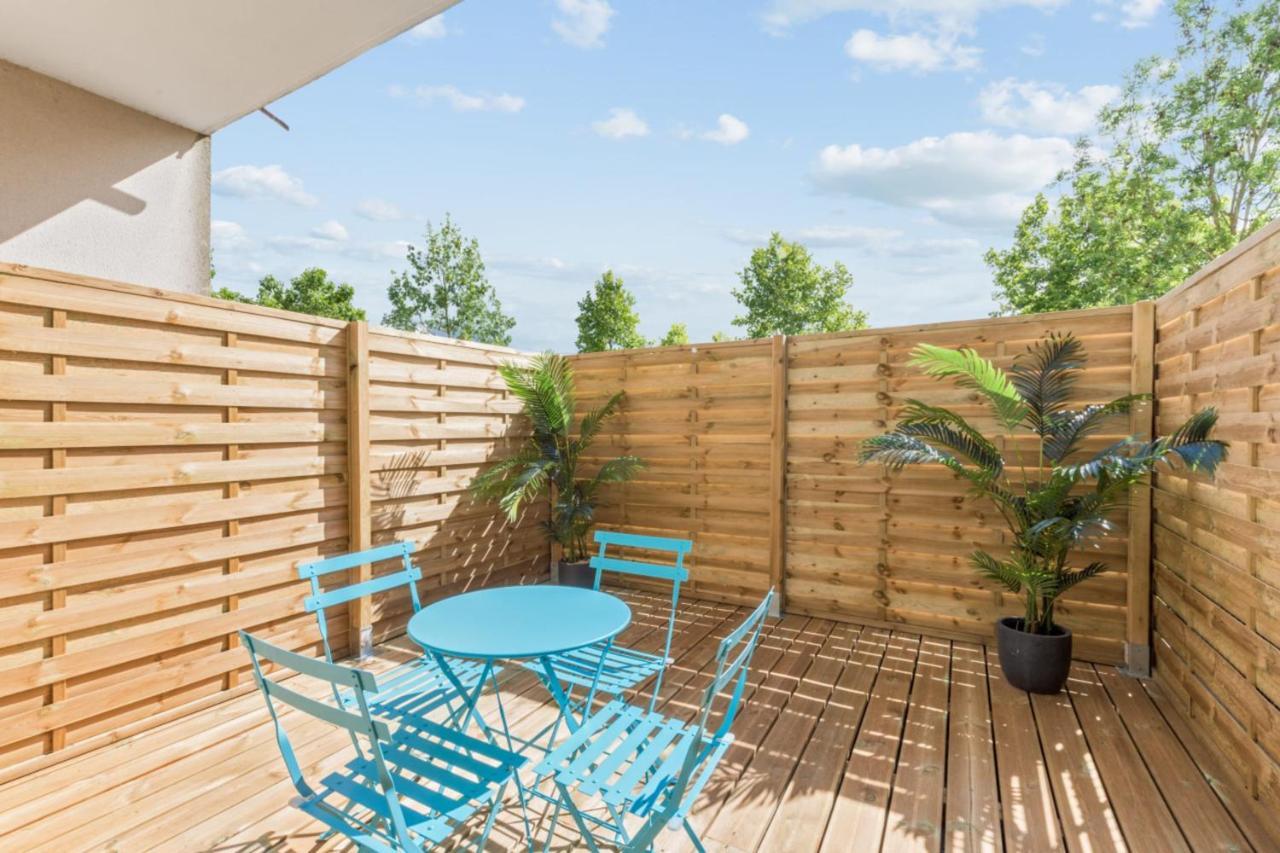 Appartement Des Reves Bleus - Welkeys Montevrain Exterior photo